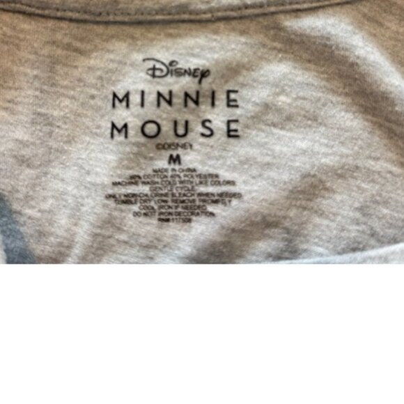 Disney Minnie Mouse Tee Size M – So Cute & Classic! - Picture 3 of 5
